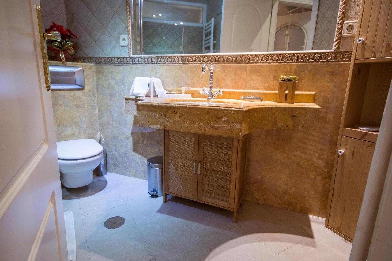 Oshun Puerta Del Sol Deluxe Leilighet Madrid Eksteriør bilde